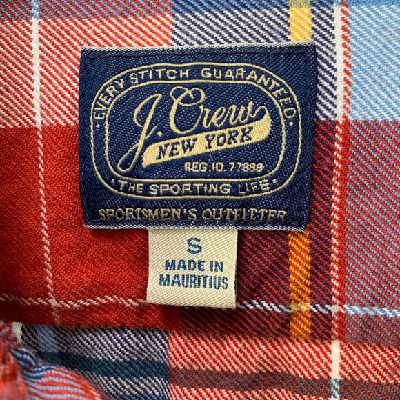 J. Crew Midweight Button Down Shirt in Red Leaf Large Plaid Size Small - Picture 3 of 4